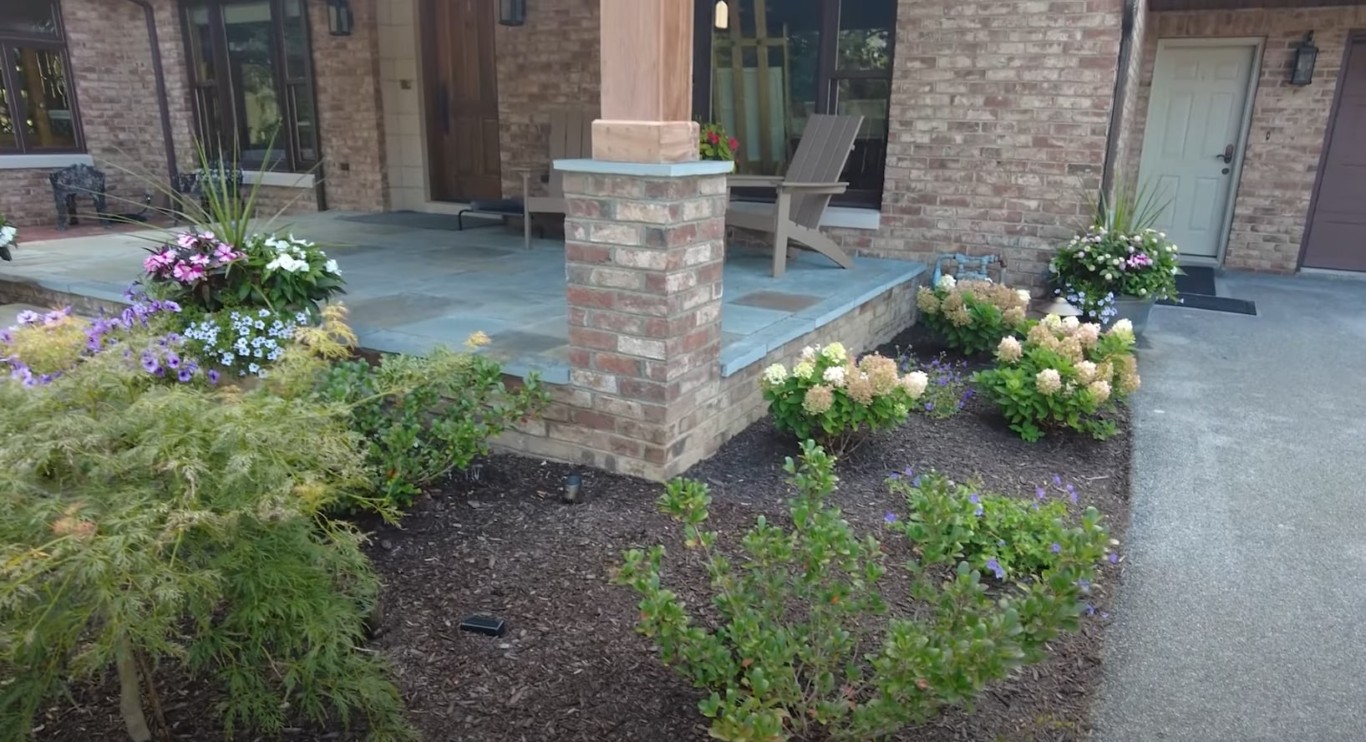 Professional hardscaping and patio design in Westchester, FL